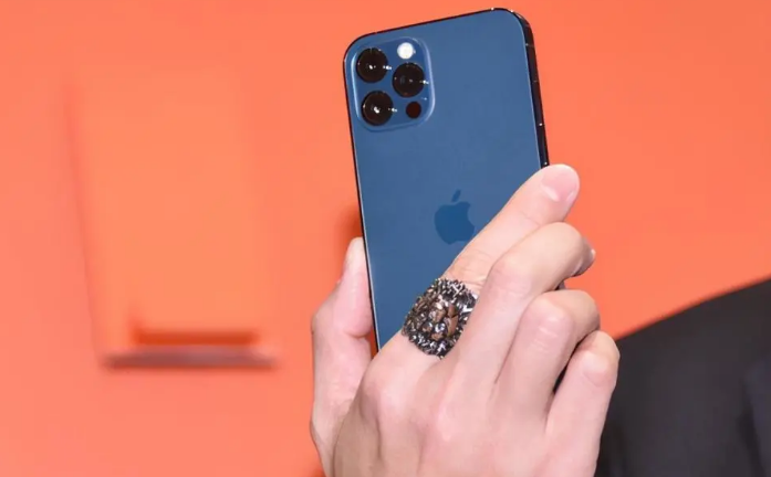 阿拉尔苹果手机维修分享iPhone12系列重启方法教程 